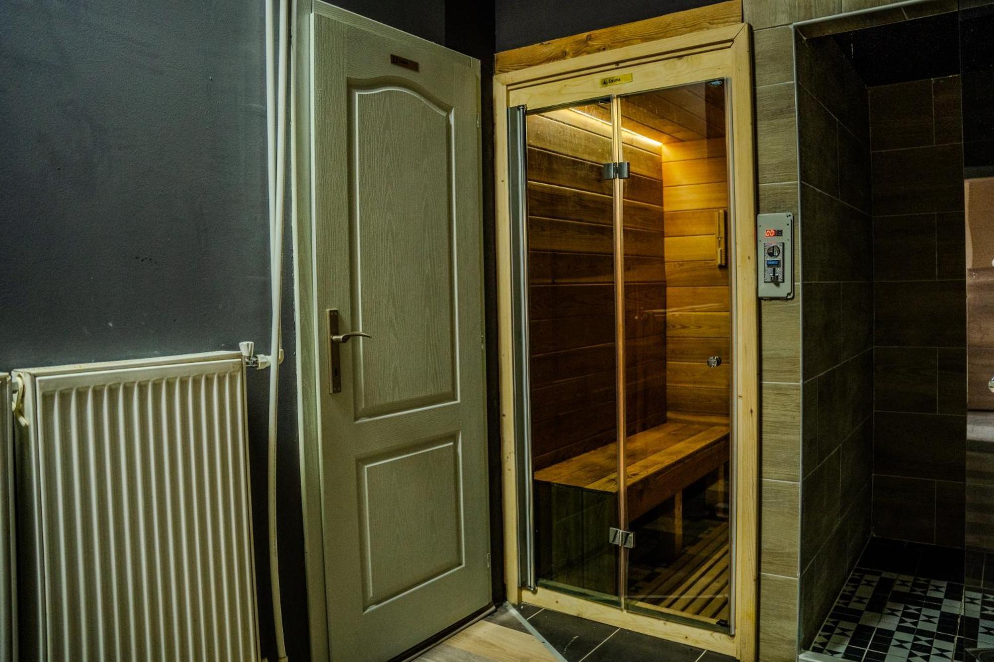 Plaza La - Night And Spa Sremska Mitrovica Luaran gambar